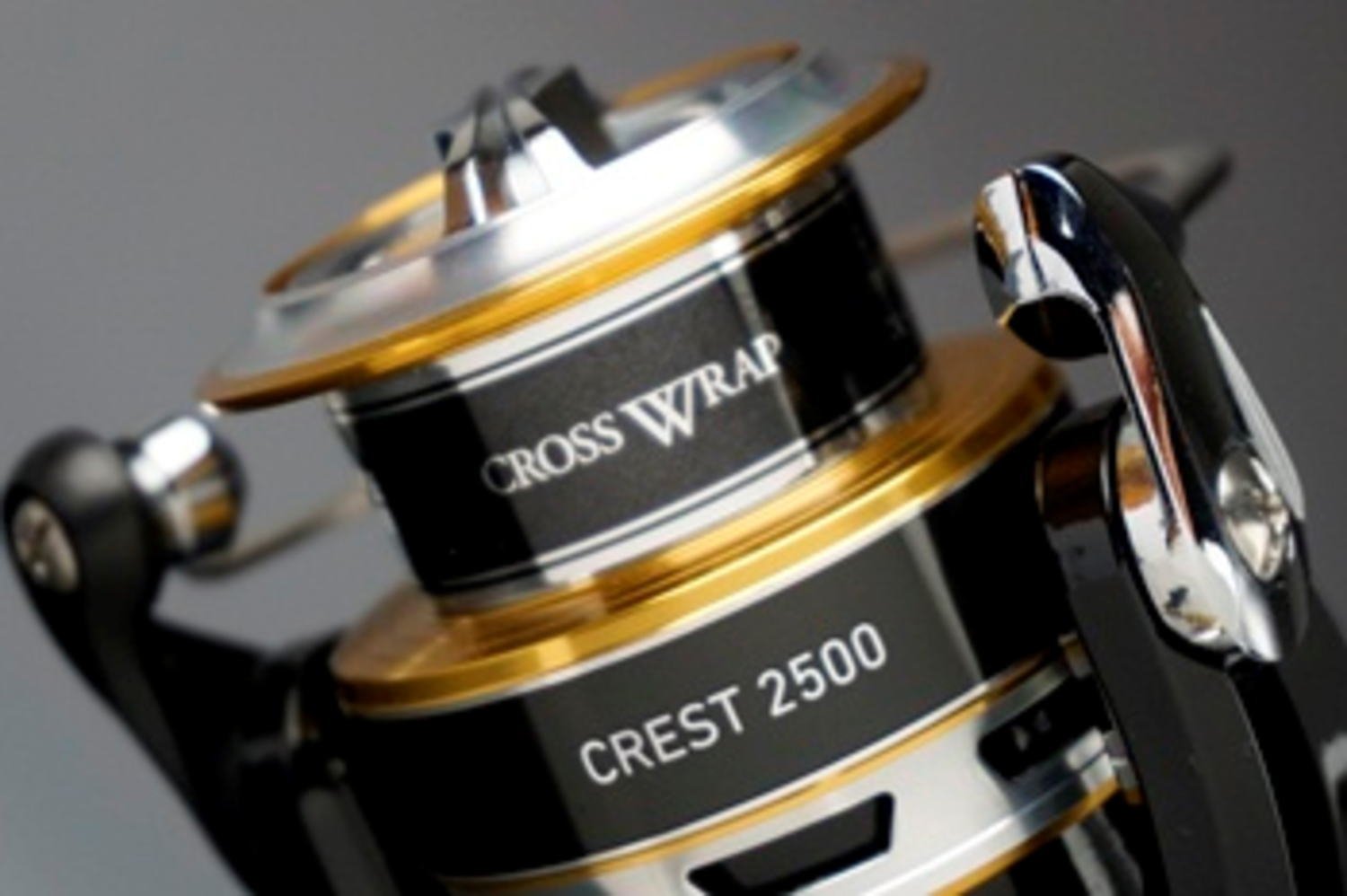 Amazon | ダイワ(Daiwa) スピニングリール 16 クレスト 2500 | ダイワ