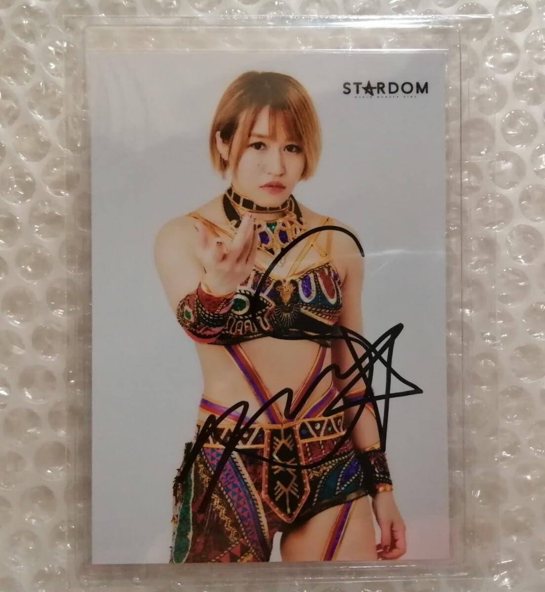 Amazon.co.jp: スターダム 朱里さん 会場限定 最前列特典 直筆 サイン