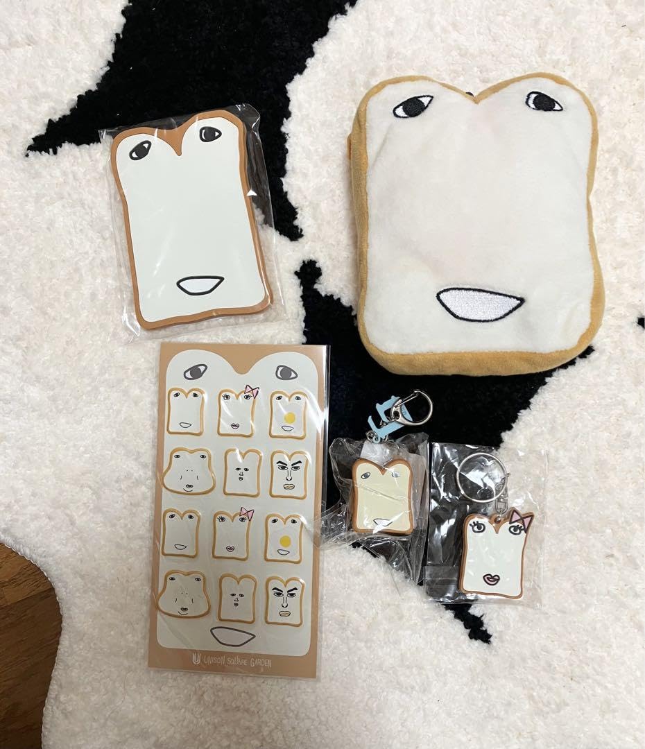 Amazon.co.jp: 期間限格UNISON SQUARE GARDEN しょくぱんくんグッズ H3