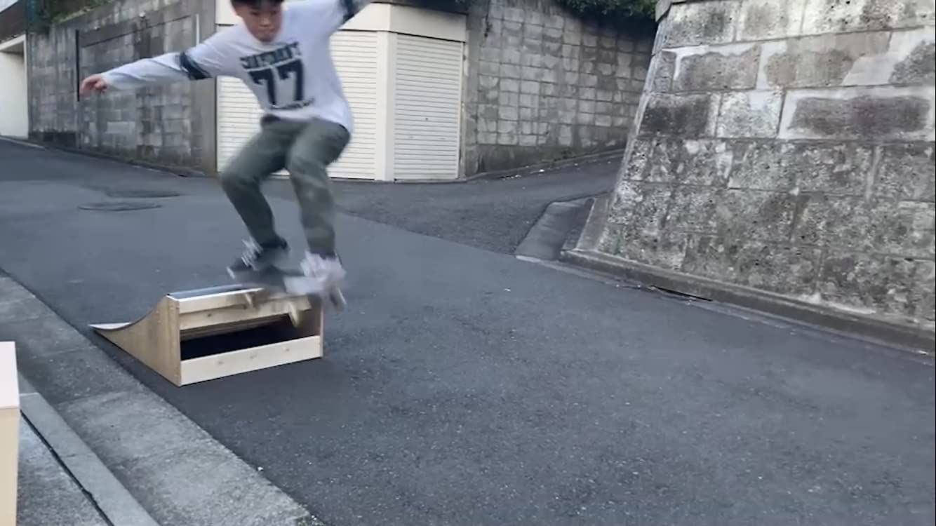 Amazon.co.jp: スケボー ランプ ミニランプ ジャンプ台 組み立てキット
