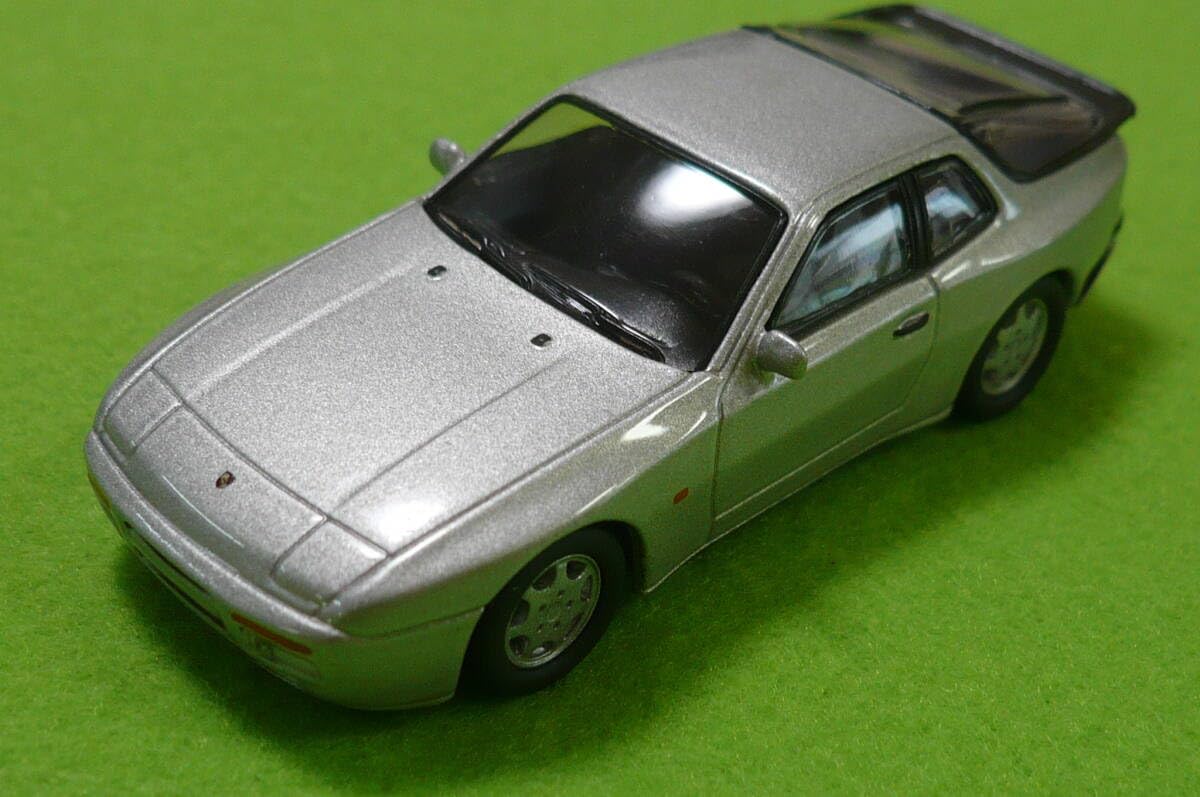 Amazon | ・ 京商1/64 ミニカーコレクション ポルシェ 944 S2 シルバー