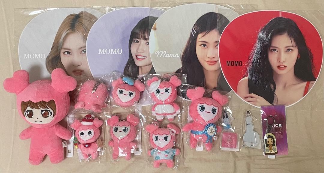 TWICE コラボグッズ Momo】Aazon.co.jp: TWICE トゥワイス モモ OO