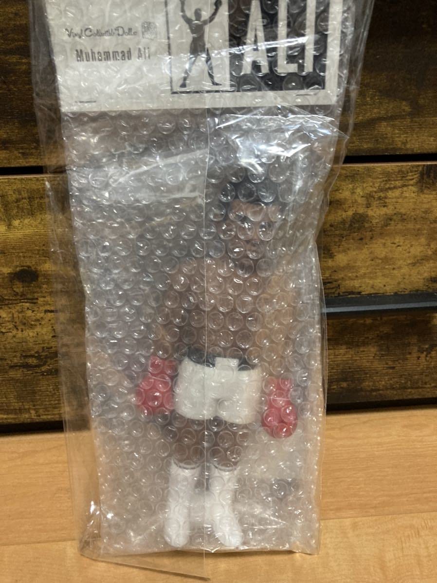 Amazon.co.jp: メディコムトイ モハメドアリ VCD Muhammad Ali(TM