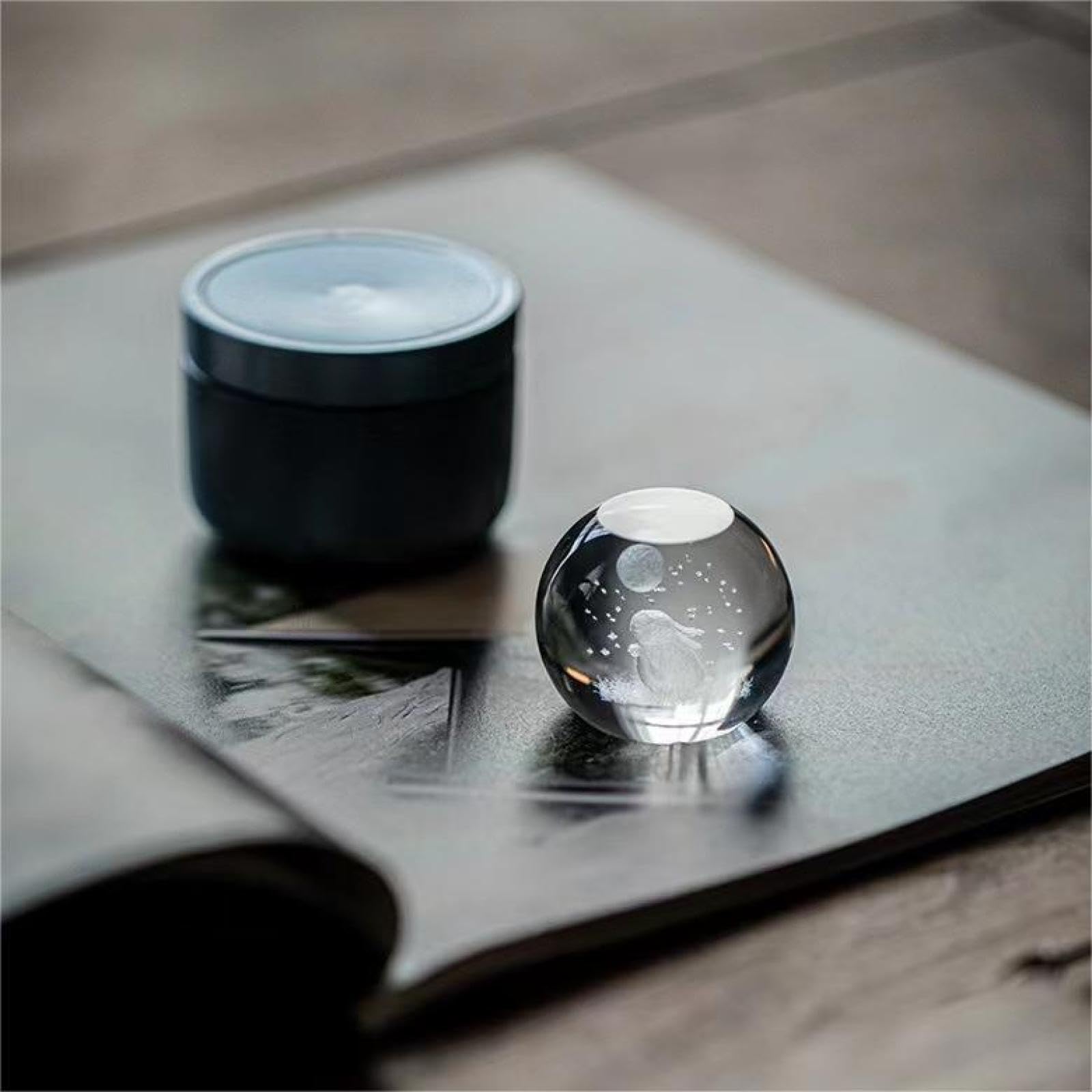 Amazon | クリスタルガラス文鎮 キューブ 癒しグッズ 置物・オブジェ