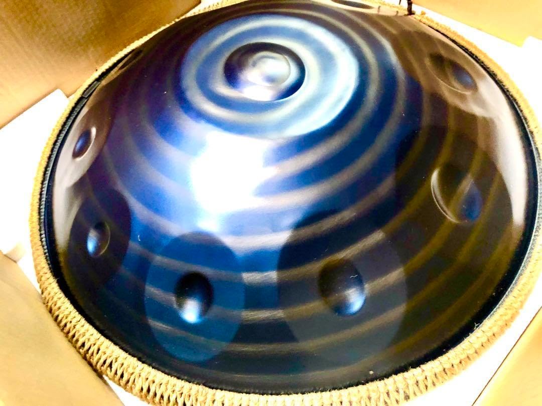 ハンドパン 432Hz 10音 美しいブルーの渦模様入荷しました Dマイナー