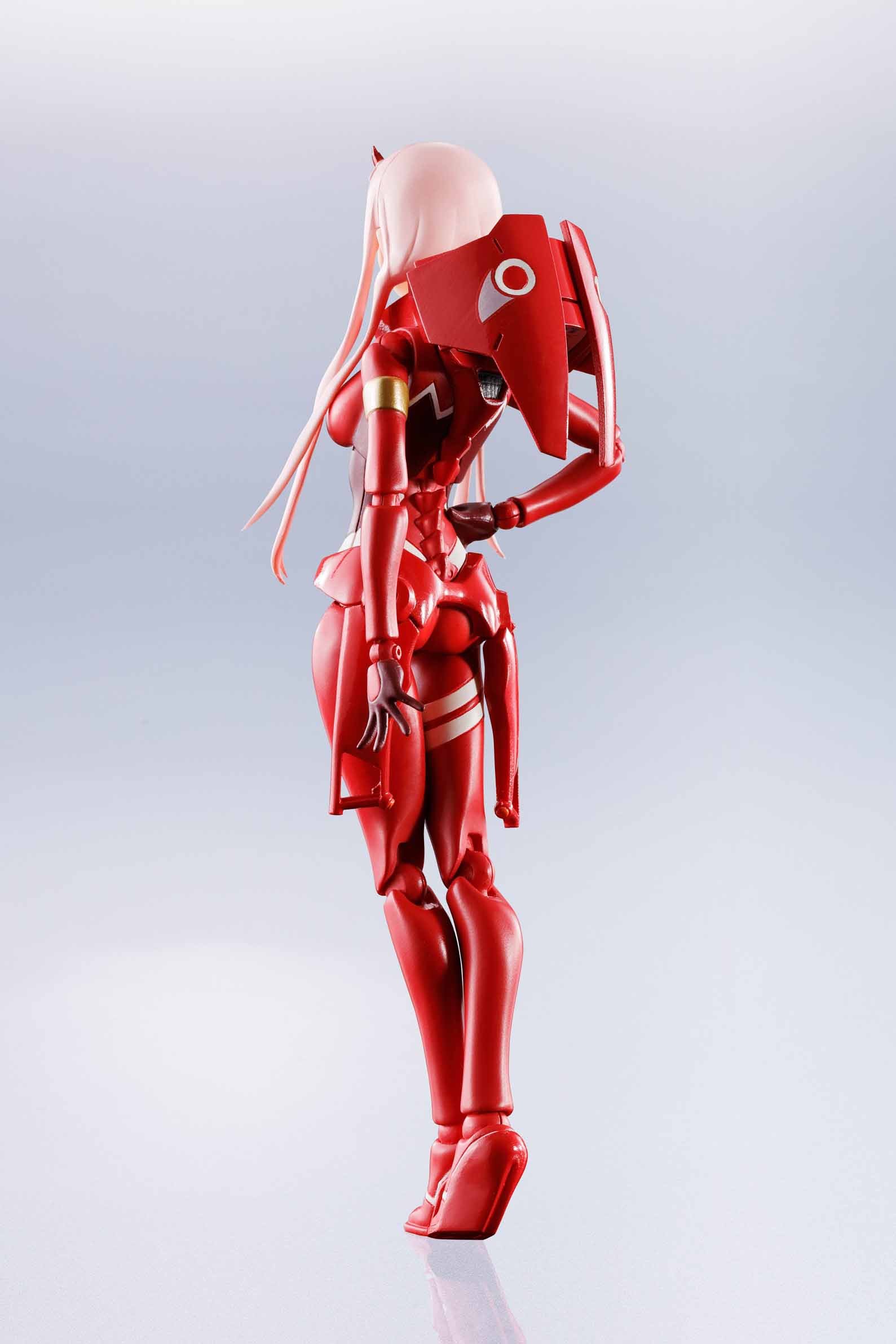 Amazon.co.jp: TAMASHII NATIONS S.H.フィギュアーツ ダーリン・イン