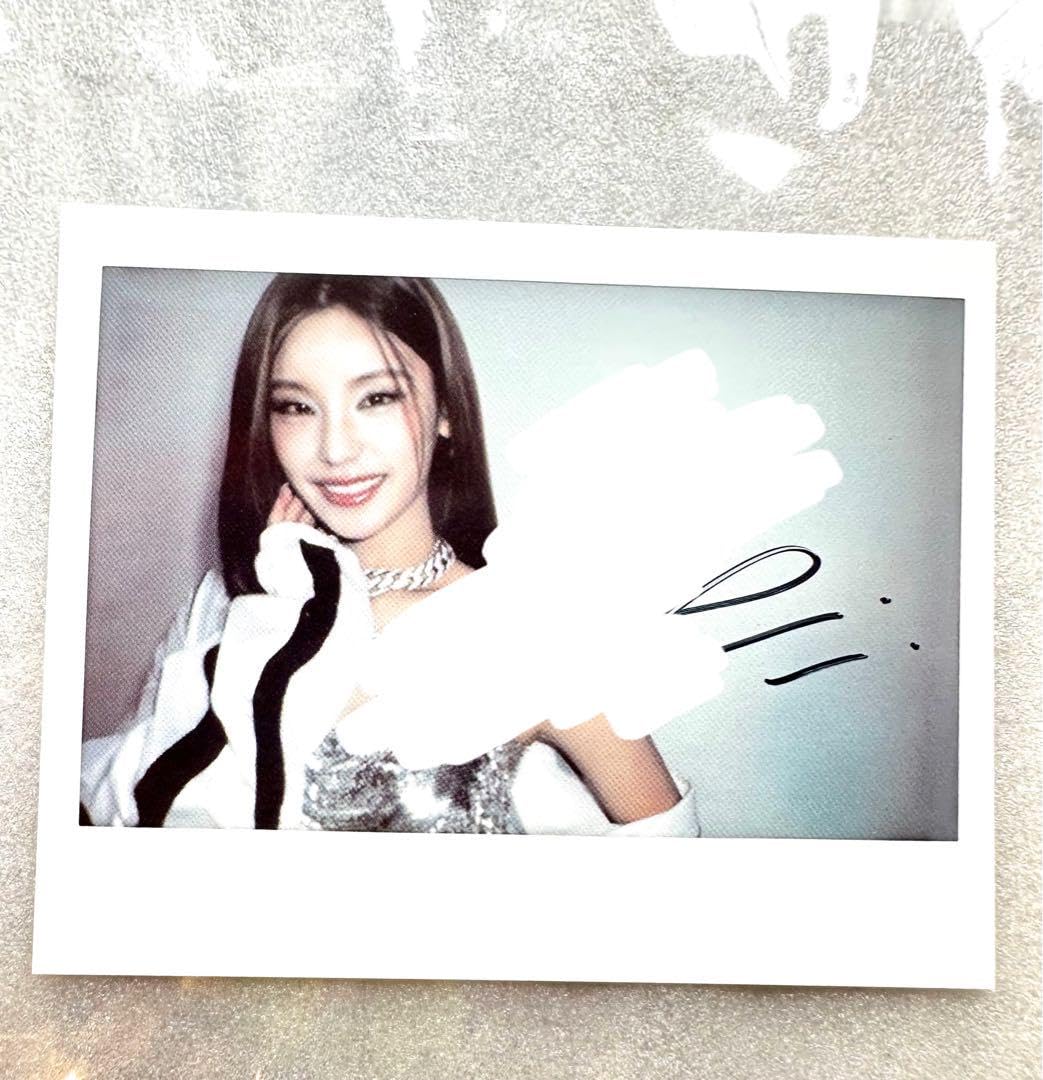 itzy cheshire リア 直筆サイン チェキ ITZY リア直筆サイン入りチェキ