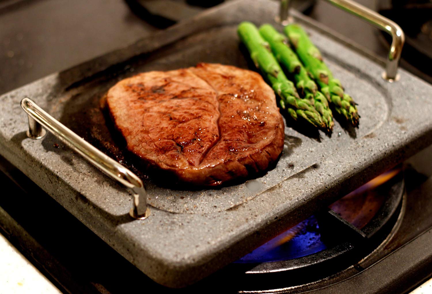 Amazon.co.jp : 池永鉄工 溶岩石プレート 日本製 ガス火専用 グレー