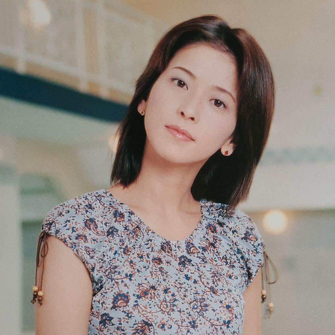 Amazon.co.jp: 森高千里、日本生命ニッセイカレンダー2000 : 文房具