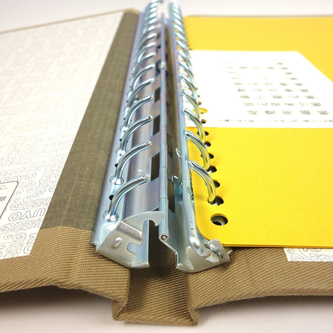 Amazon | コクヨ ファイル バインダー 布貼 A4 縦 角金付 30穴 100枚