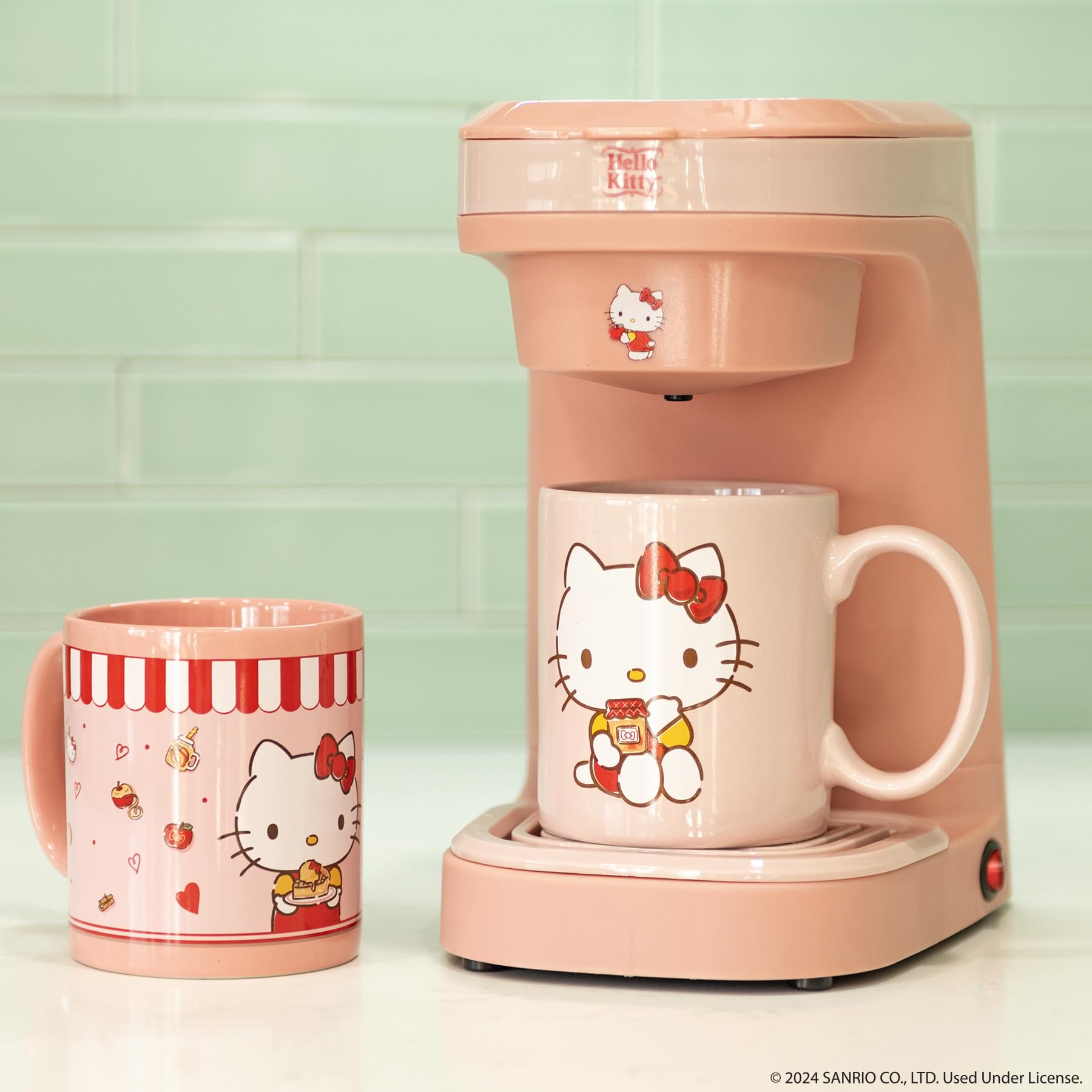 Amazon.com: Uncanny Brands Hello Kitty Single Cup Coffee Maker