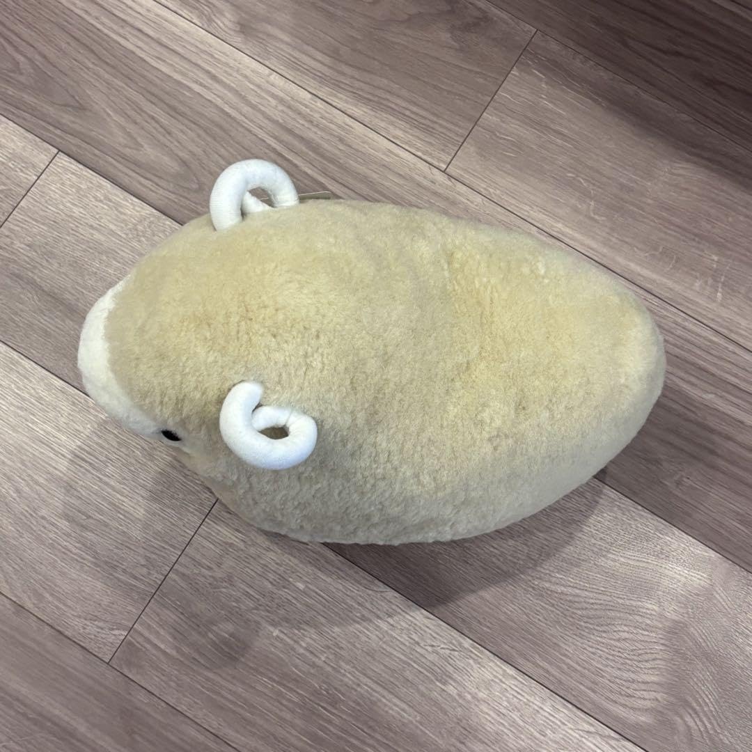 Amazon.co.jp: じぶんまくら ムートン ひつじ 抱き枕 アイボリー