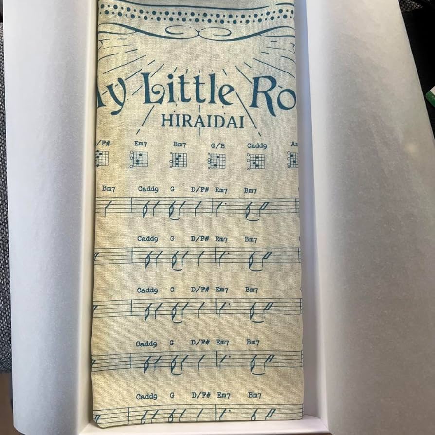 Amazon.co.jp: 平井大 localsonly 限定バンダナ 直筆サイン : ファッション