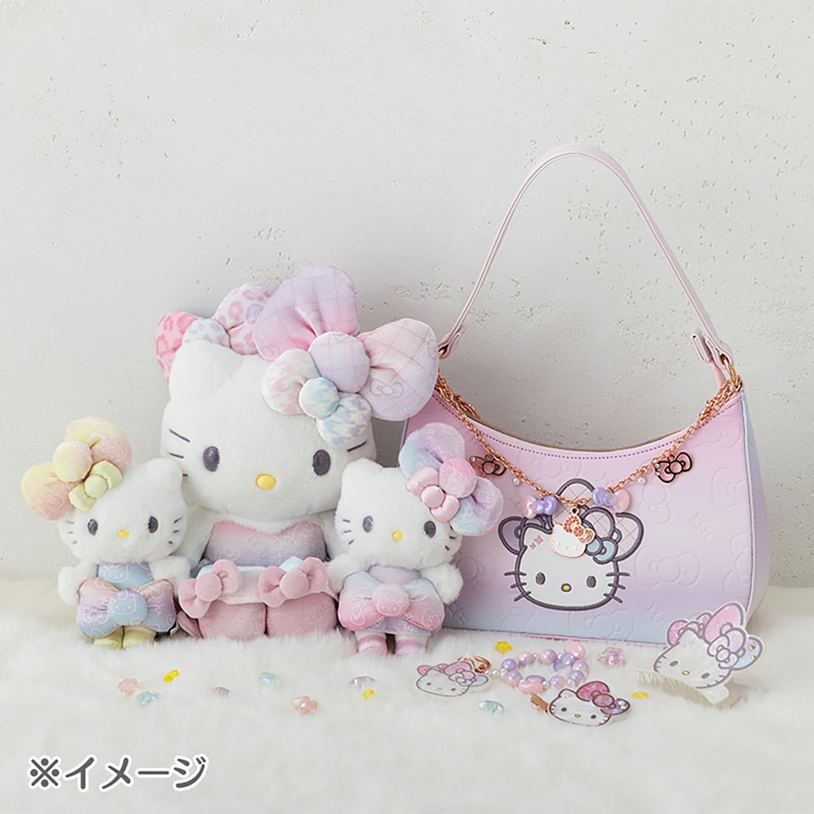 Amazon | サンリオ(SANRIO) キーホルダー（ハローキティ50th The