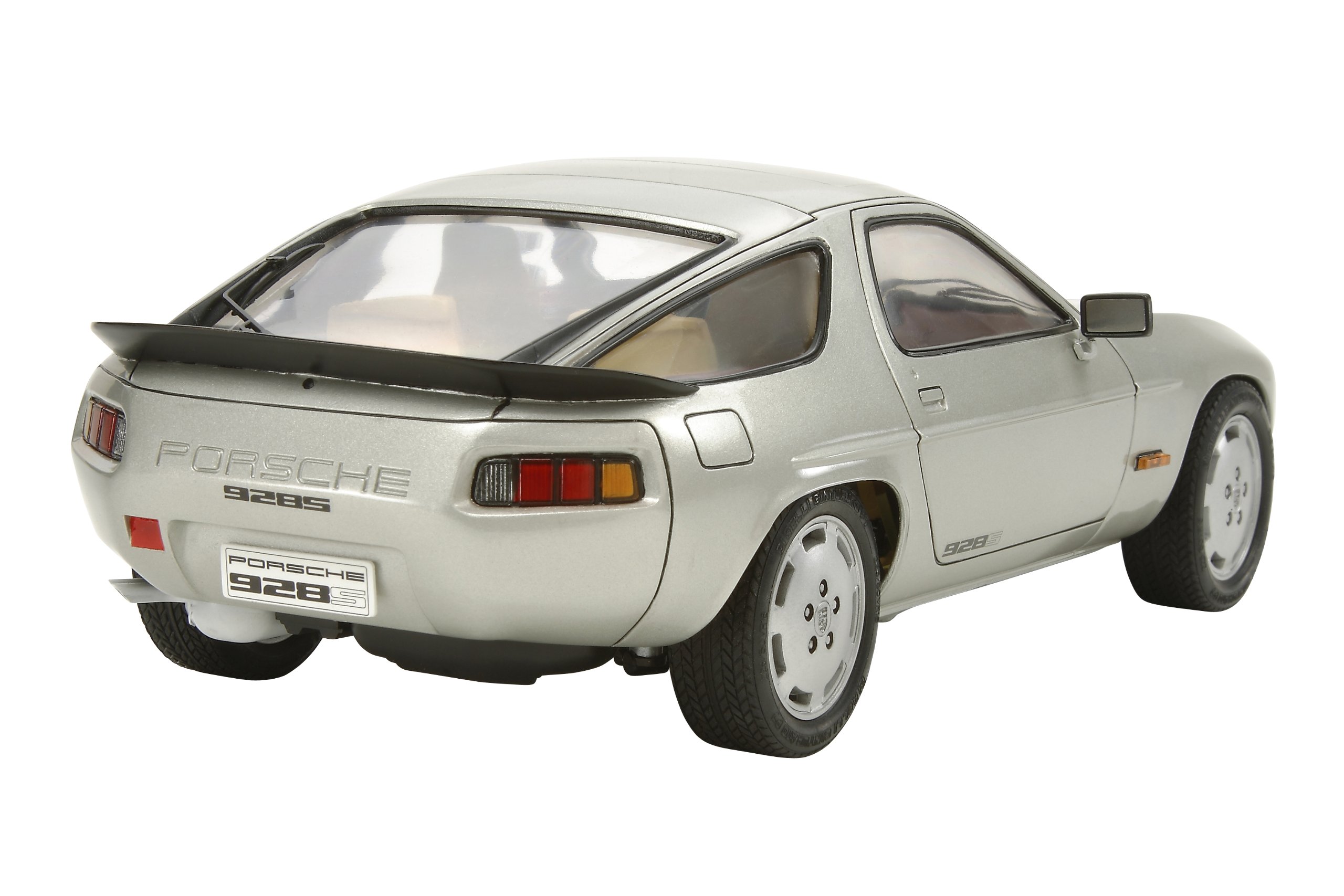 Amazon.com: Tamiya 20066 Porsche 928s 1:20 Plastic Kit : Arts