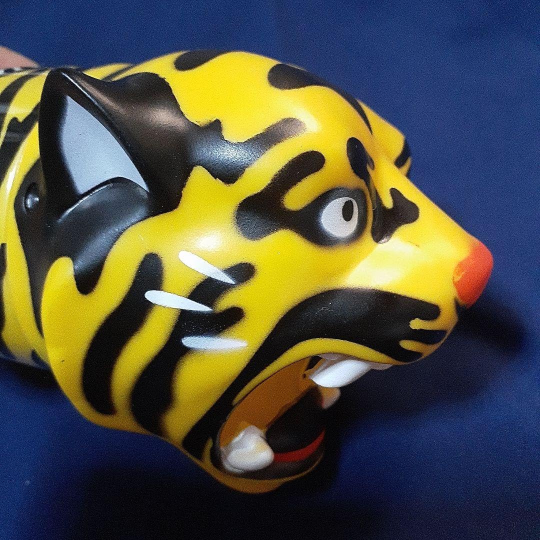 Amazon.co.jp: 阪神タイガース 応援バット メガホン 虎頭 虎顔