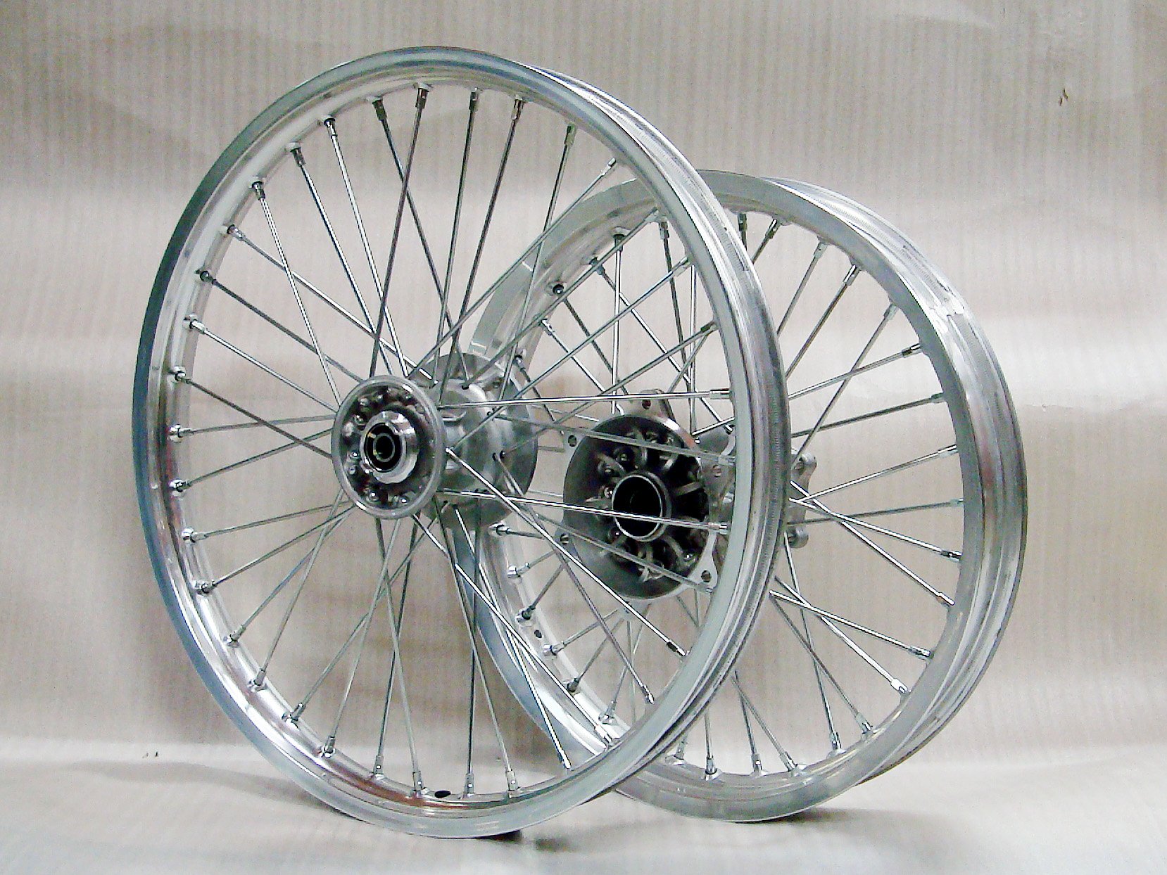 Amazon.co.jp: 2008～KLX250純正ホイールセット DトラッカーX オフ