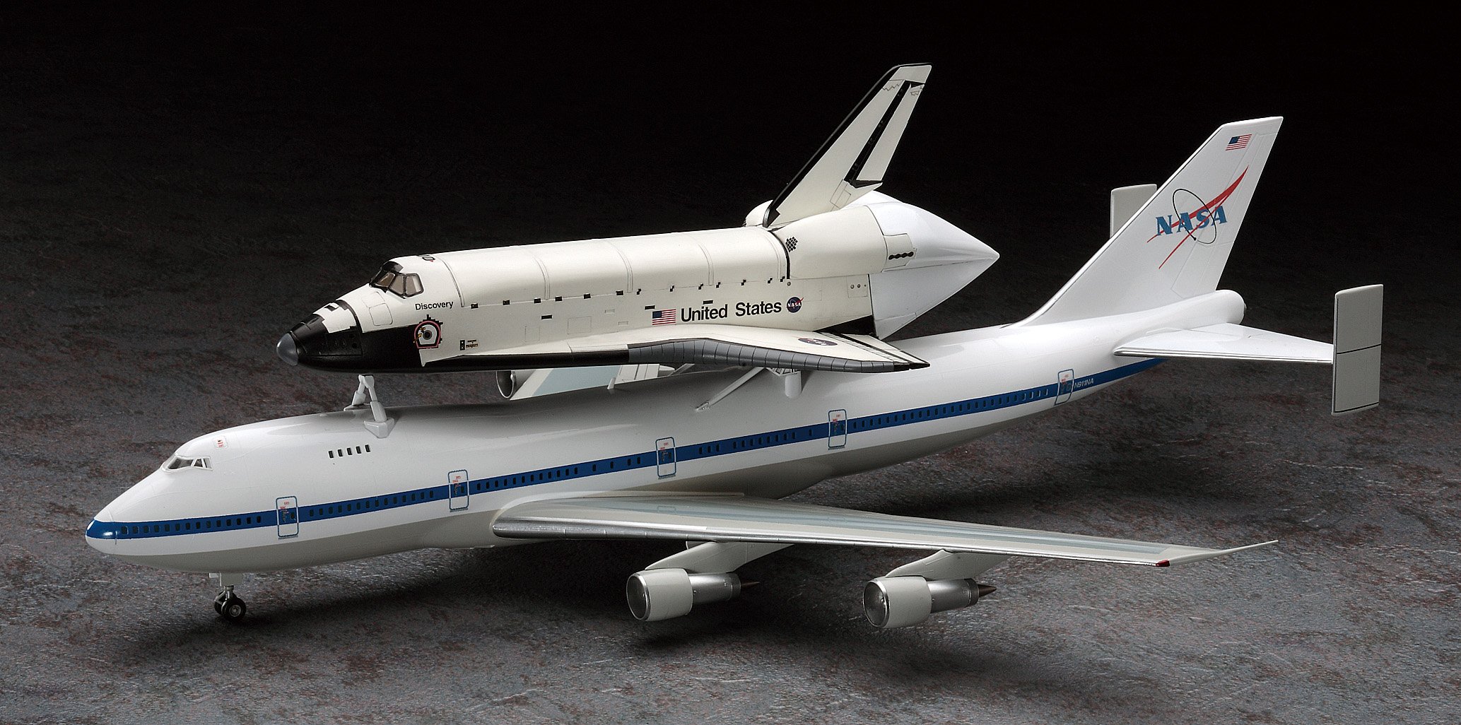 航空機・ヘリコプター desk display model 1/200 space shuttle 1/200
