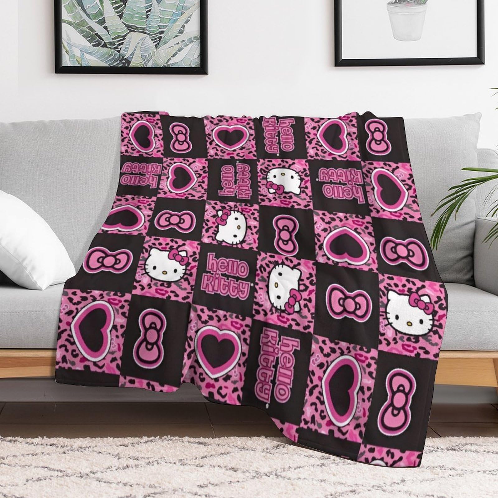 Amazon｜ハローキティ ヒョウ柄 毛布 ブランケット 夏用 冷房対策