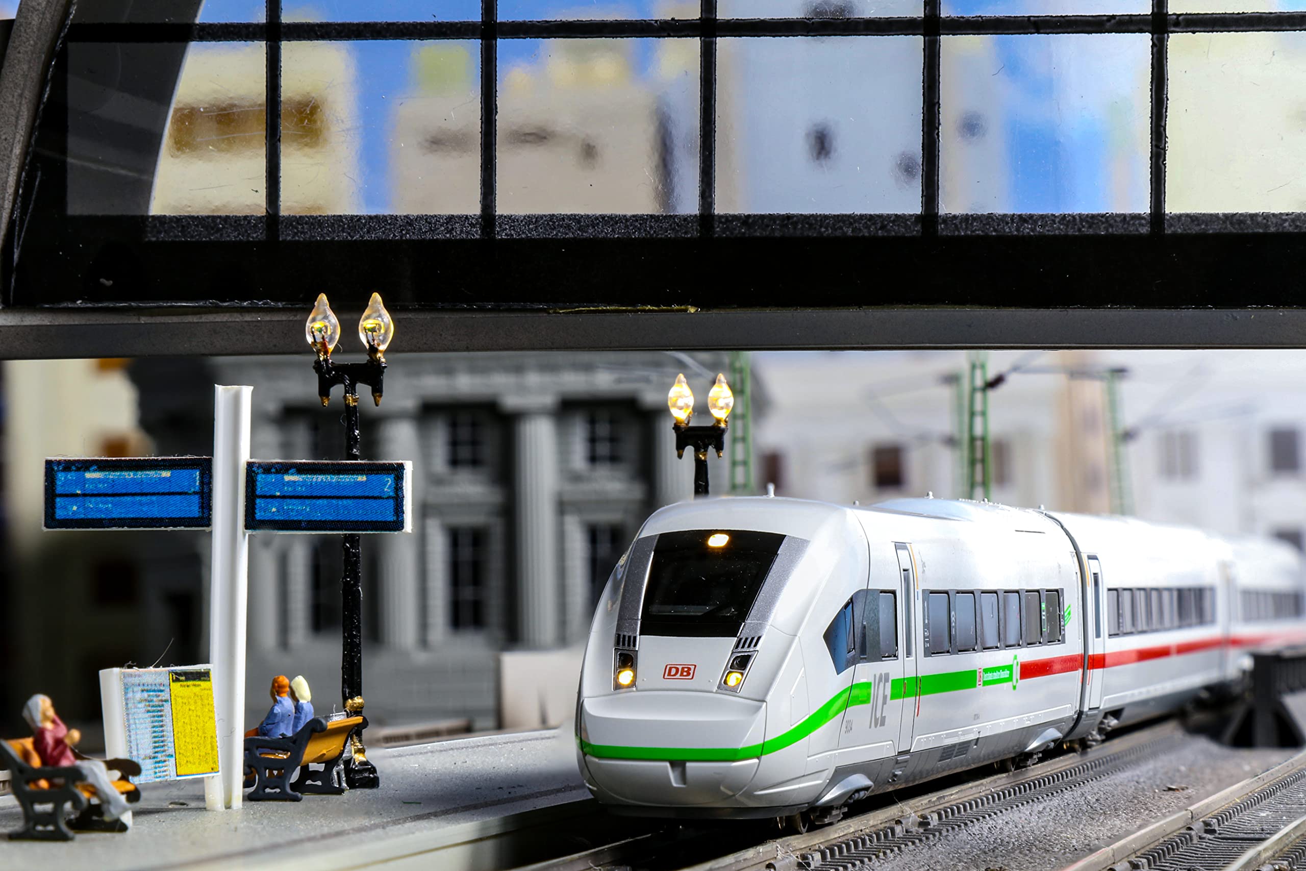 Amazon | KATO Nゲージ ICE4 (グリーン帯) 基本セット (4両) 10-1542