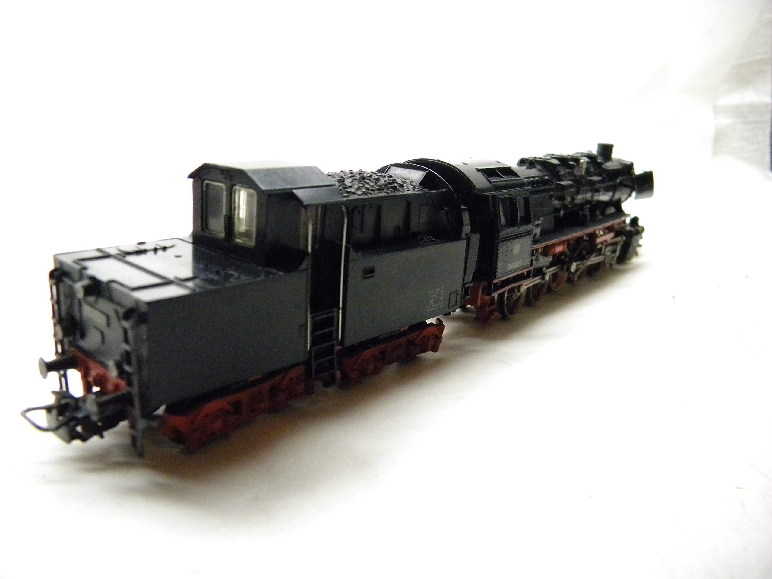 Amazon.com: Marklin 3084 DB 2-10-0 Steam Locomotive and Tender. HO