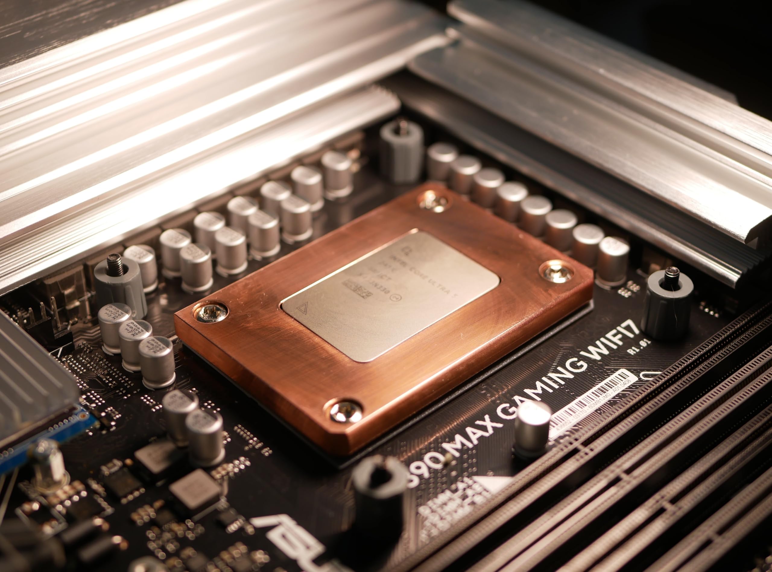 保証書付】Core Ultra 7 265K + PCER24 固定金具 Amazon.co.jp: PCER24