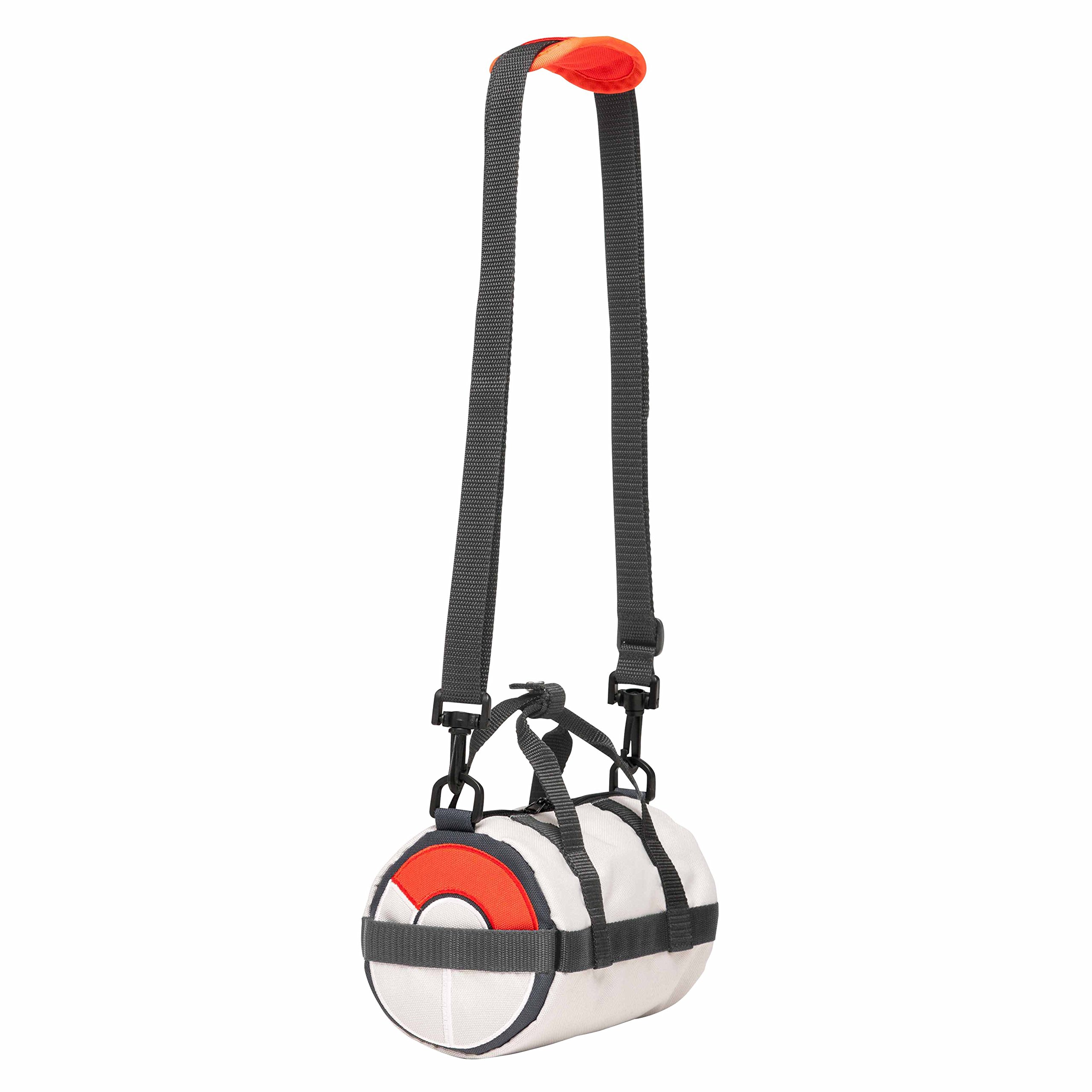 Amazon.co.jp: ポケモンセンターオリジナル リーリエが持っている