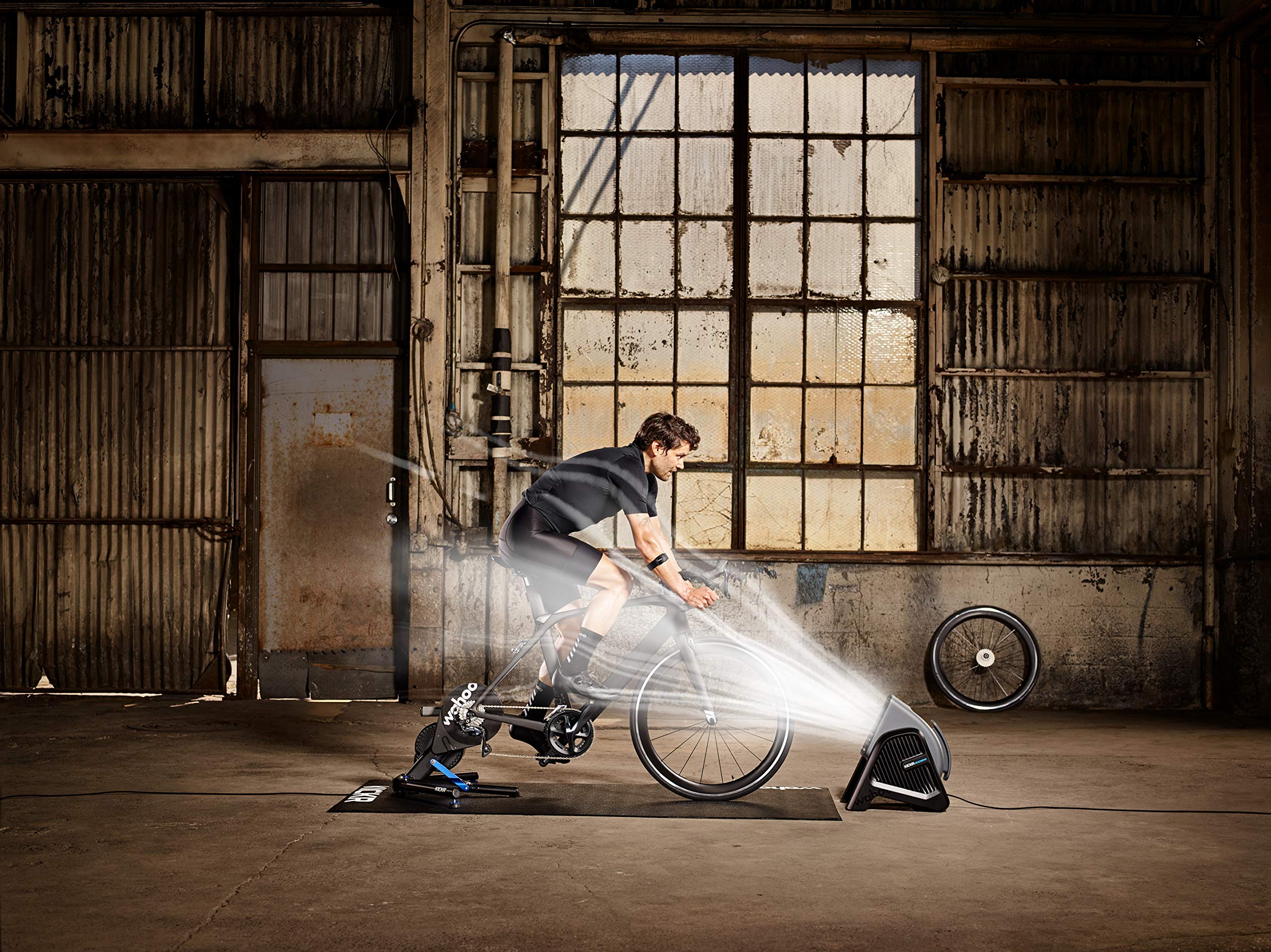 Amazon | WAHOO キッカー ヘッドウインド スマートファン | Wahoo