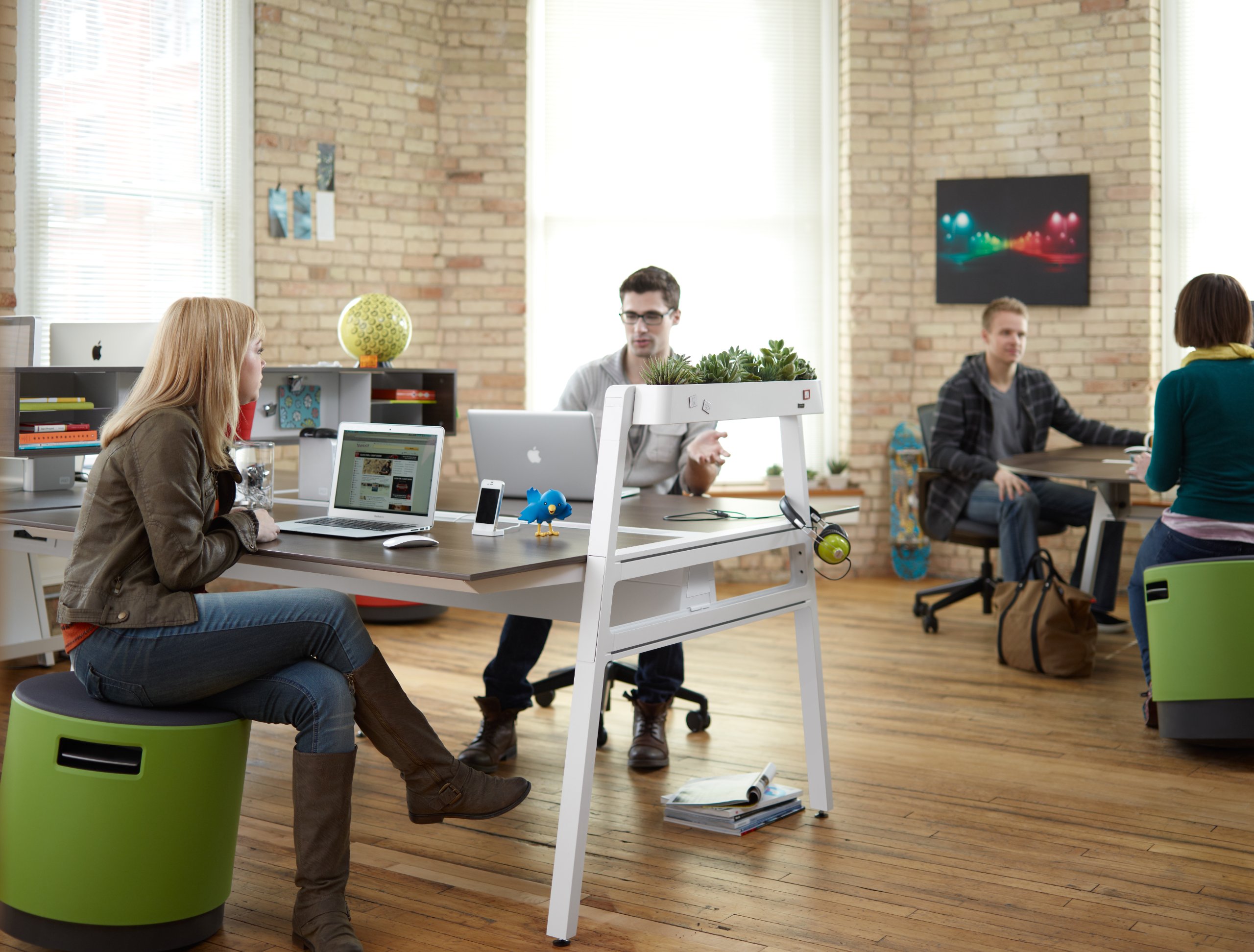 Amazon.com: Steelcase Turnstone TSBUOY Seating, Green : Sports