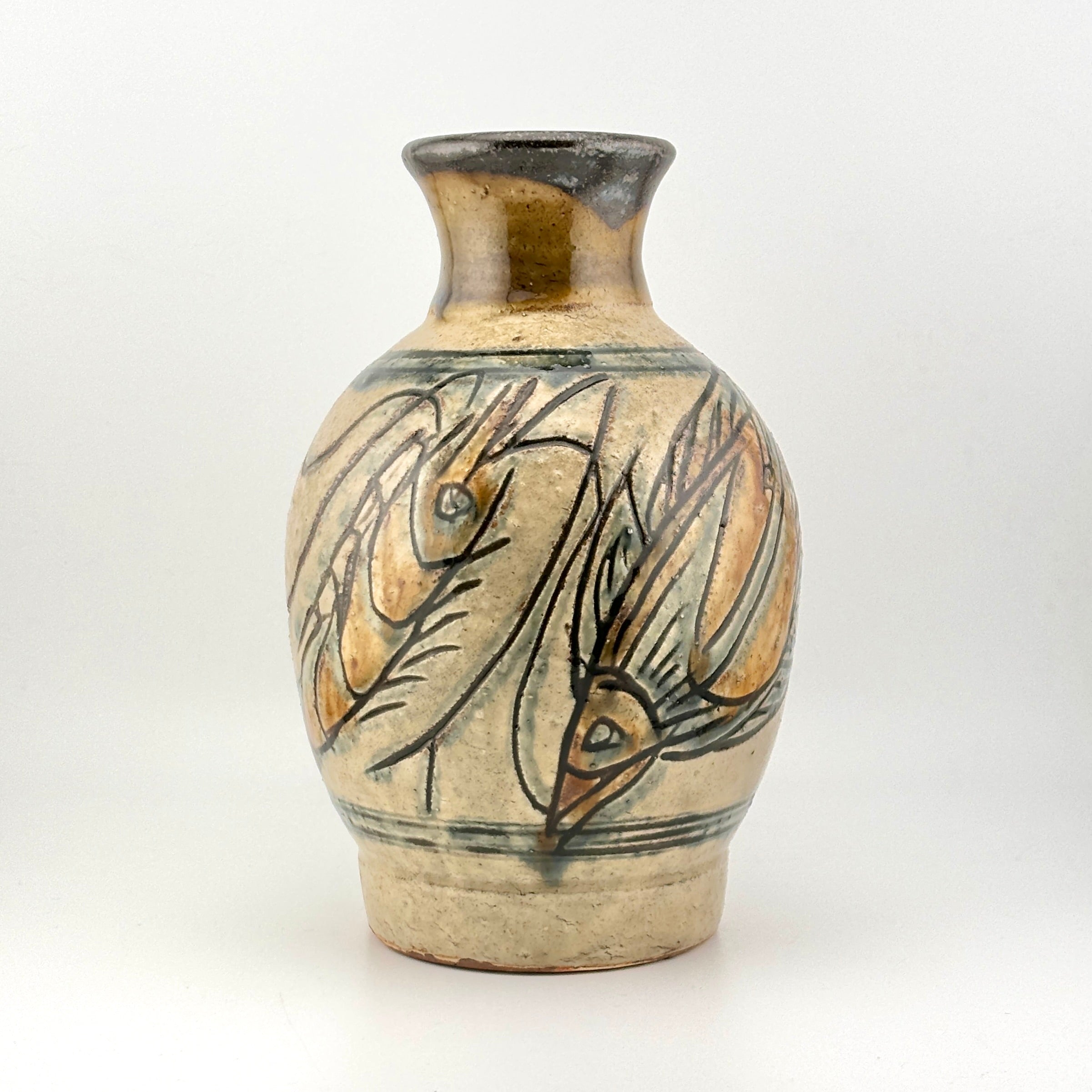 壺屋焼 人間国宝 金城次郎作 海老魚文花瓶 （箱直筆） – 生活民芸 なかむた