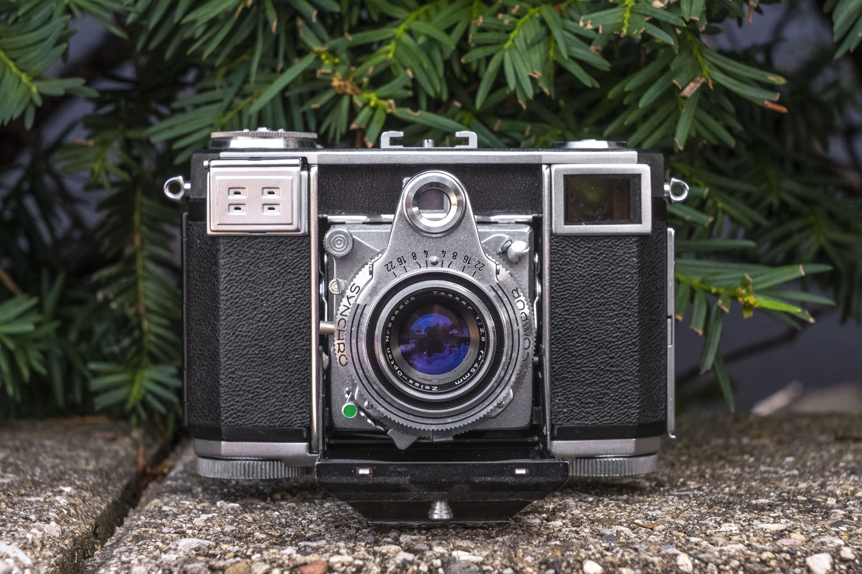 Second Look: Zeiss-Ikon Contessa 35 - mike eckman dot com