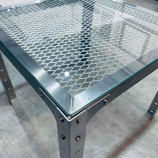 DESK&TABLE – MILLS