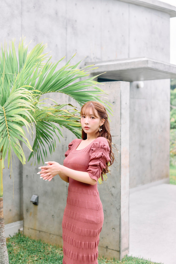 ミストレアス One-Shoulder Bloom Knit Dress One-Shoulder Bloom Knit