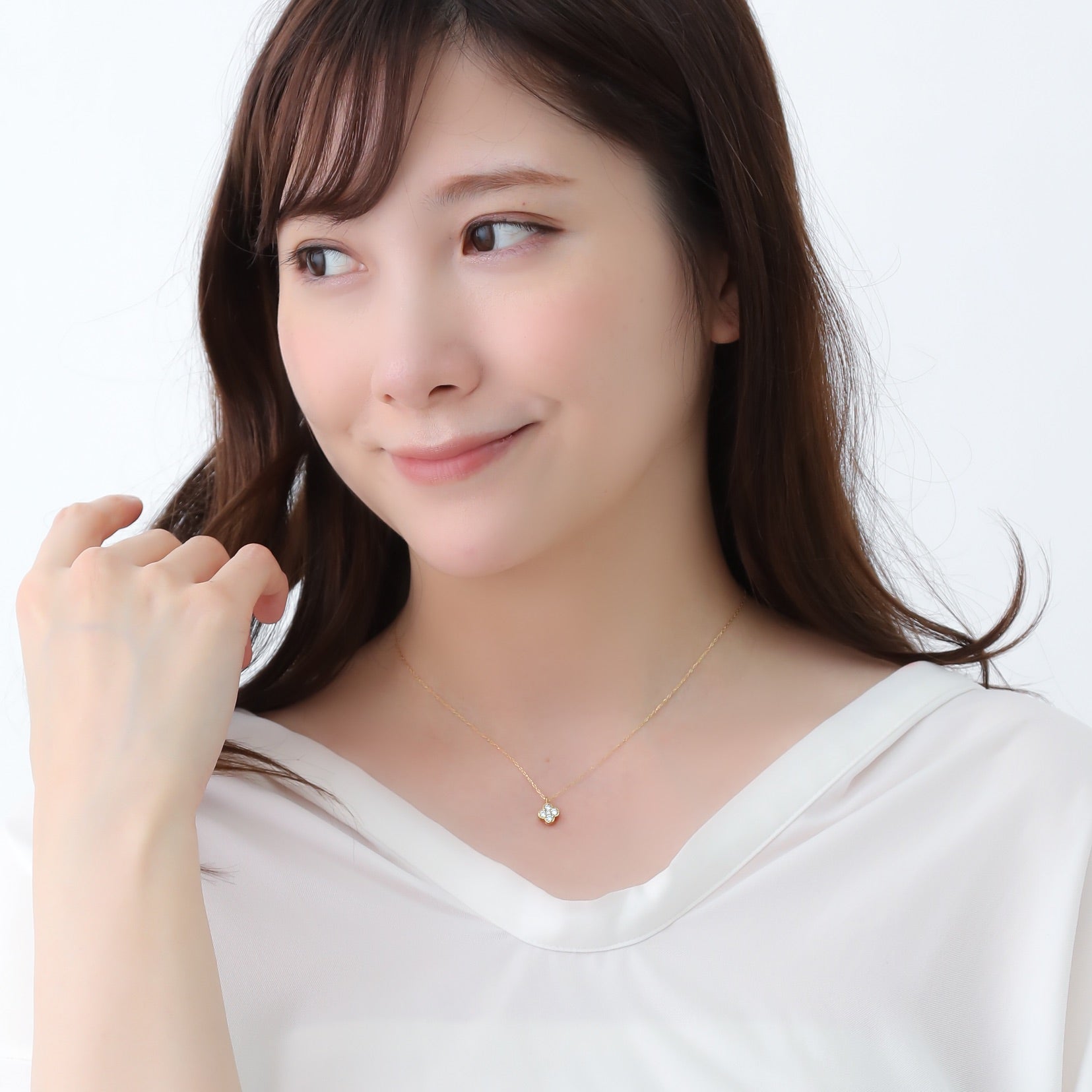 K18 white shell/ ホワイトシェル ダイヤモンド ネックレス｜山梨県