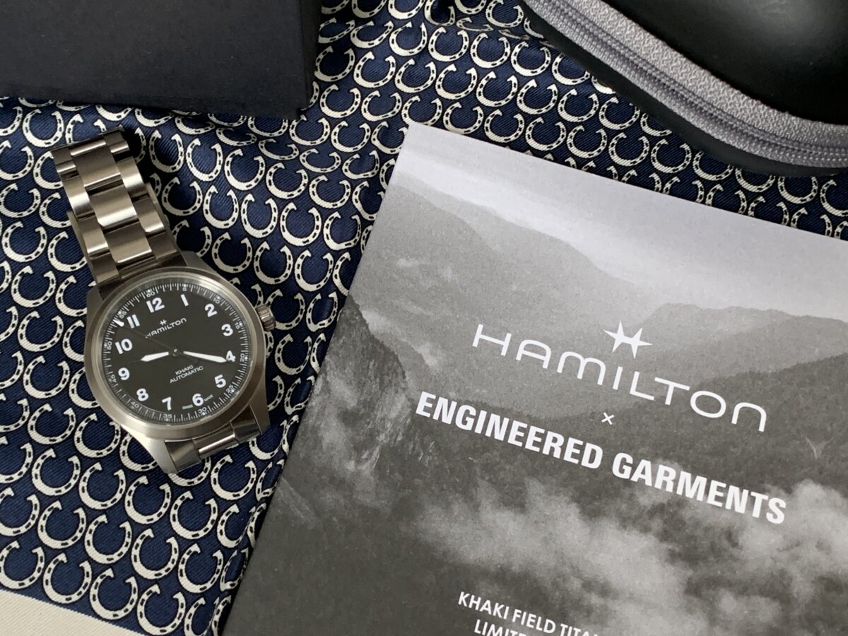 ハミルトン×エンジニアドガーメンツ チタンのコラボ腕時計をレビュー