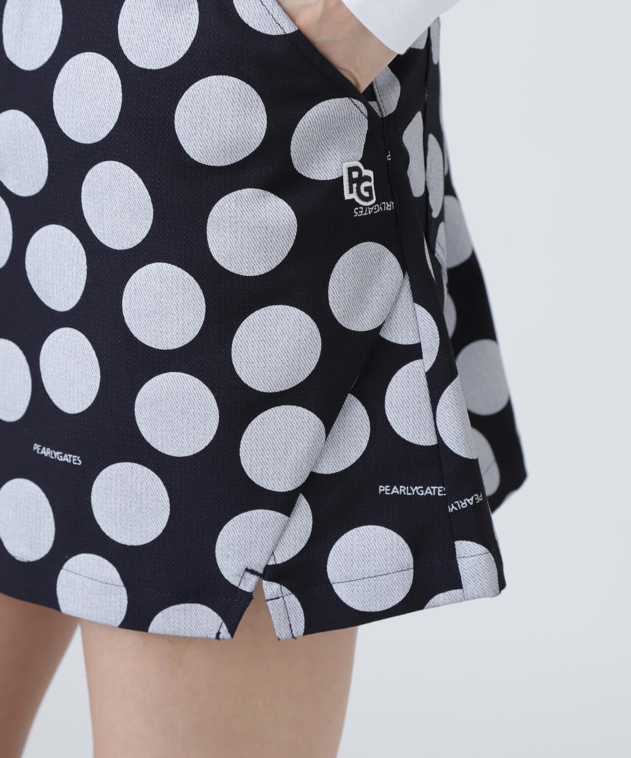 C/Peストレッチドビーツイルスカート ＜ランダムドット柄＞ | PEARLY