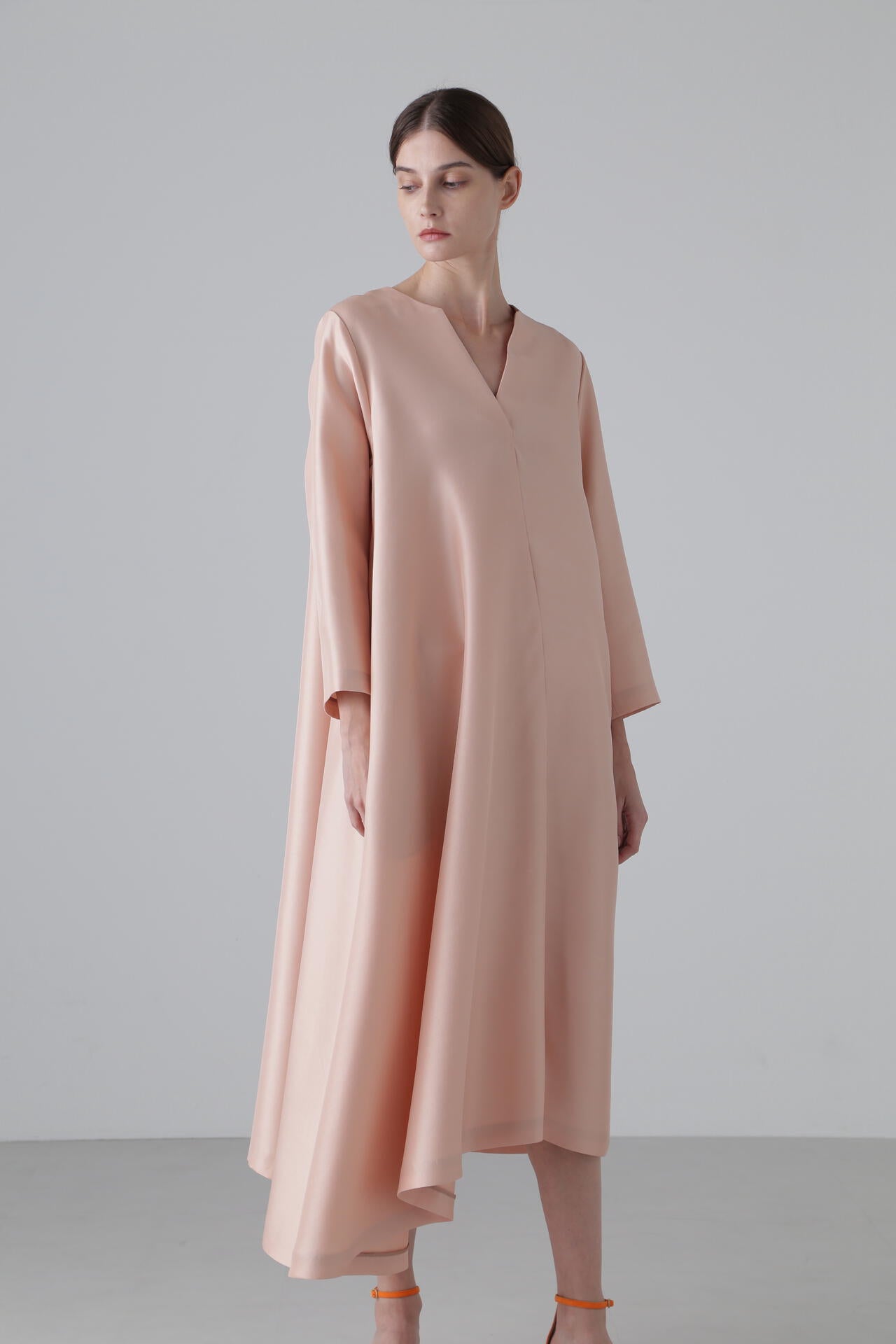 BLACK LABEL＞ シルクタフタワンピース | ADORE（アドーア） ｜【公式