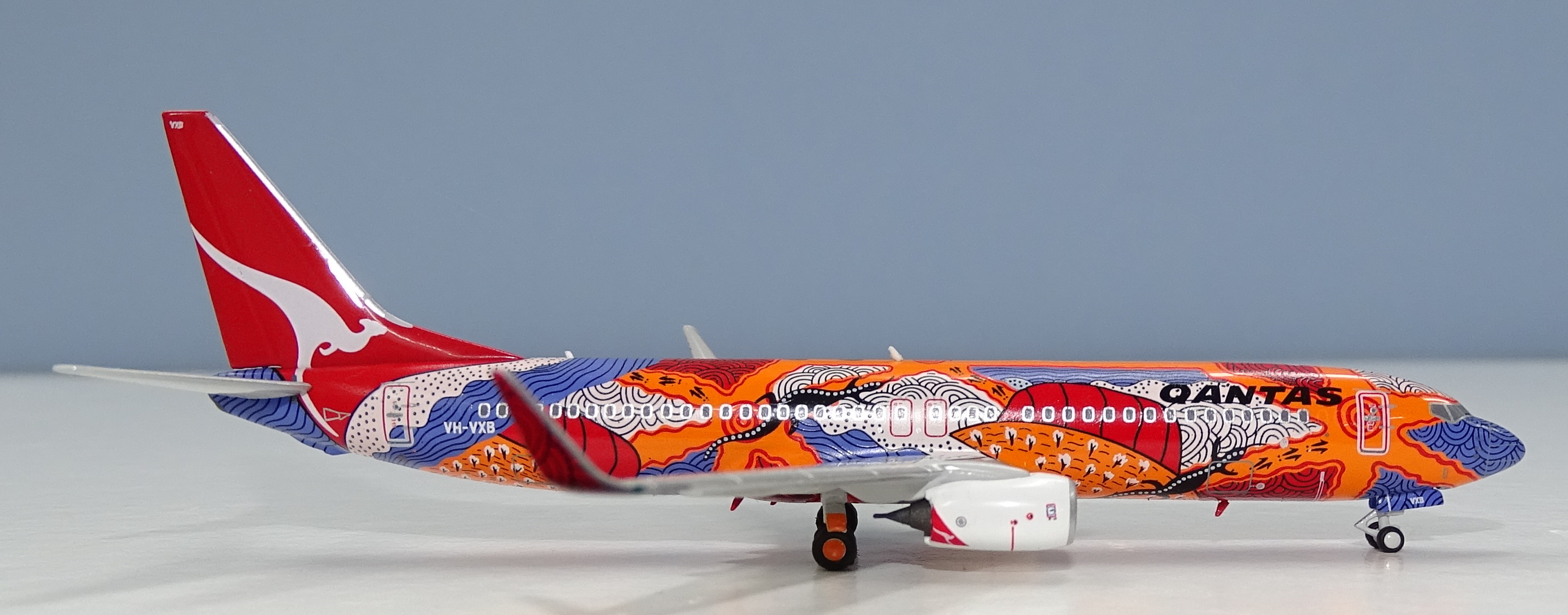 Yananyi Dreaming: Qantas Boeing 737-838 VH-VXB by NG Models