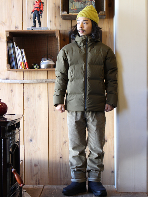 見た目は都会的、でも中身が「patagonia」なダウンジャケット Jackson