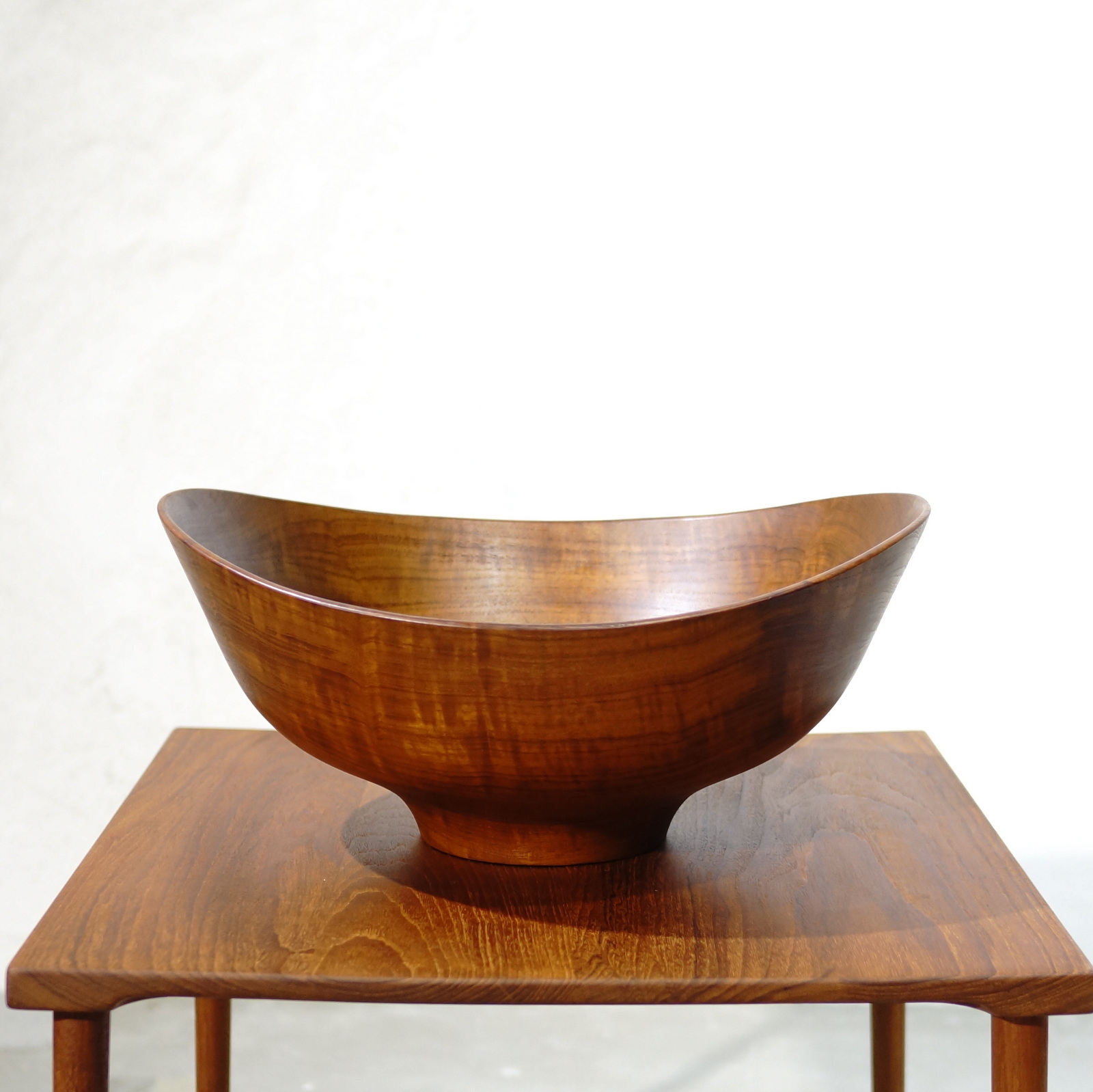 Finn Juhl Large Bowl - MOTO FURNITURE 北欧家具 ウェグナー フィンユール