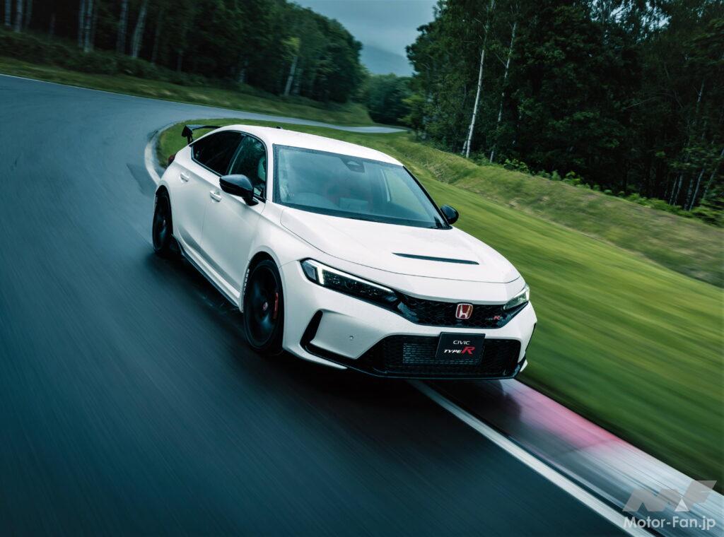 初回限定は超レアな偽装車版! ホンダの熱いレーシング・スピリットが