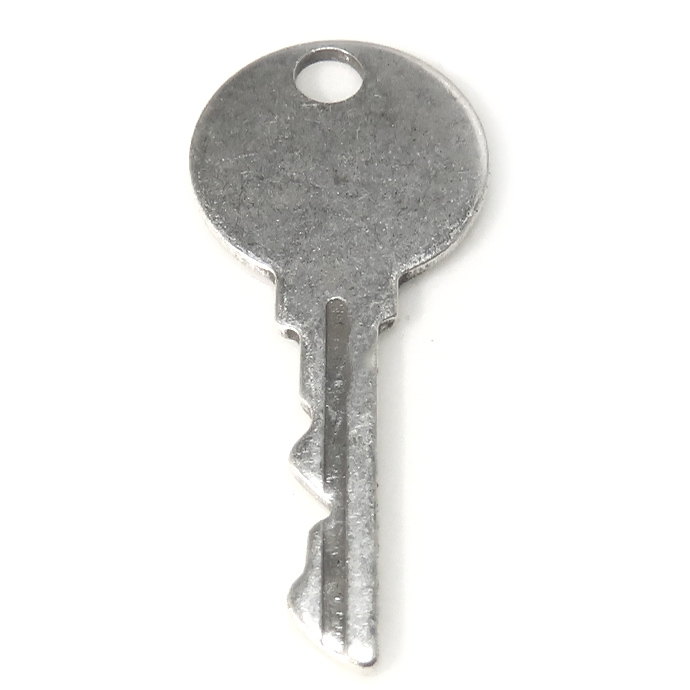 キーチャーム 鍵 key charm 33mm×15mm 真鍮 アンティークシルバー