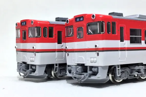 キハ47 新潟色・赤セット 入線です。TOMIX 98014 | NGaugeJP - 横濱