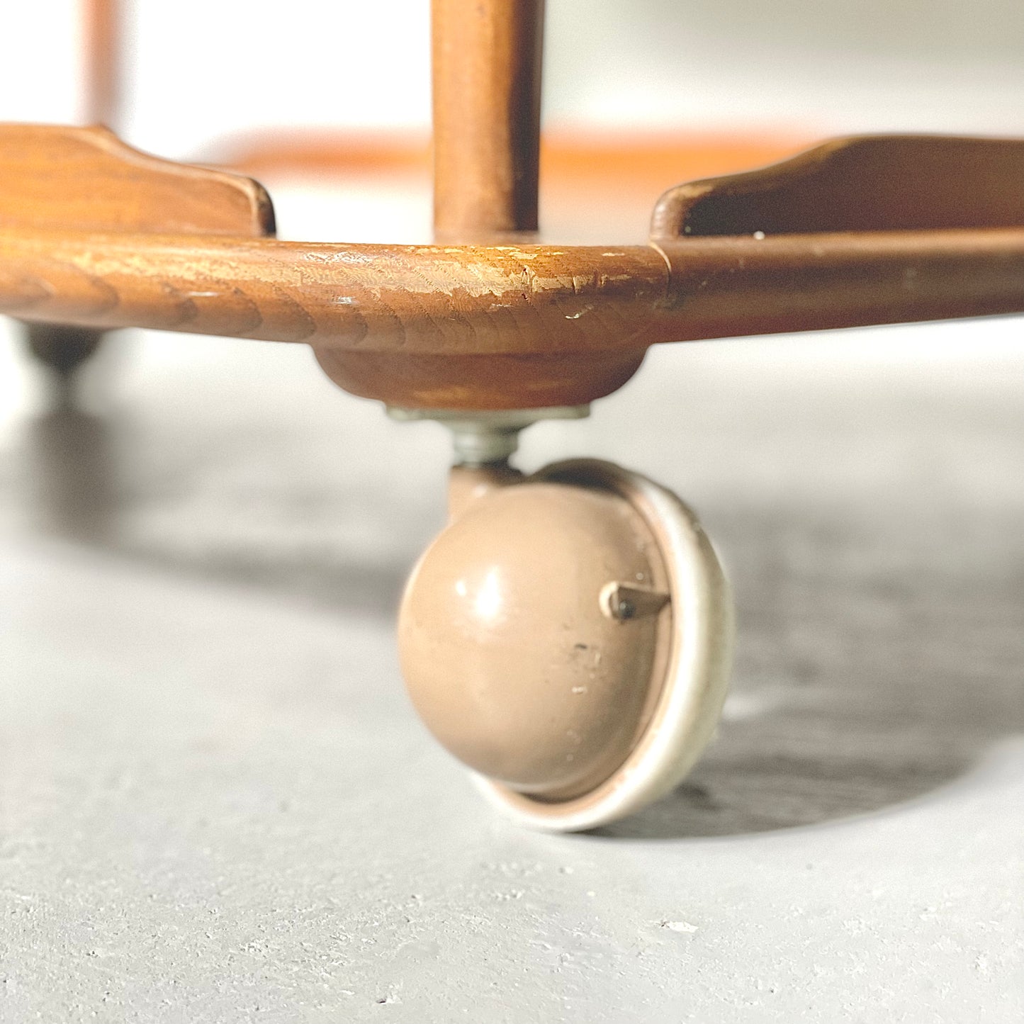 ERCOL(アーコール) TROLLEY / トロリー (1) – NONOR FURNITURE