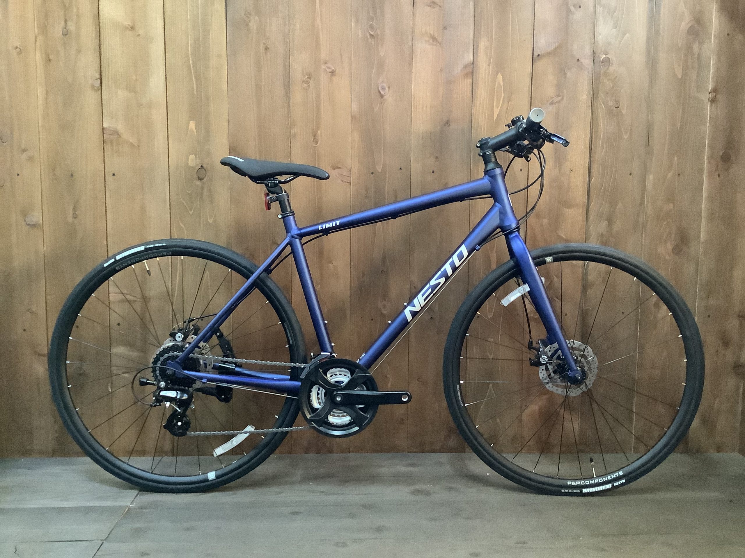 NESTO（ネスト） クロスバイク LIMIT2（リミット2）DISC｜電動自転車を