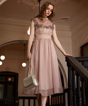 フラワー刺繍カラーワンピース | ロングワンピース | NOELA OFFICIAL