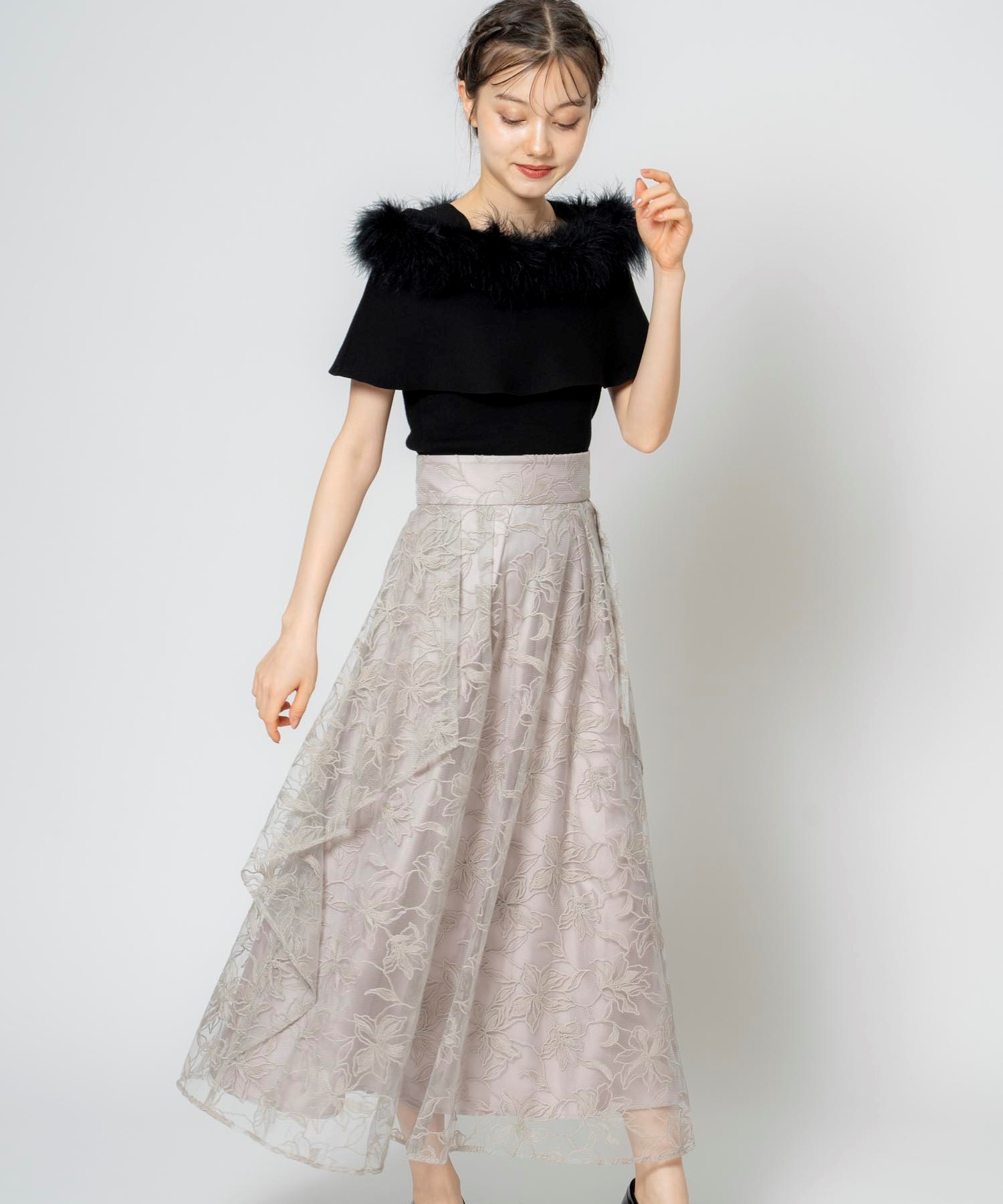 フラワー刺繍チュールスカート | フレアスカート | NOELA OFFICIAL WEB