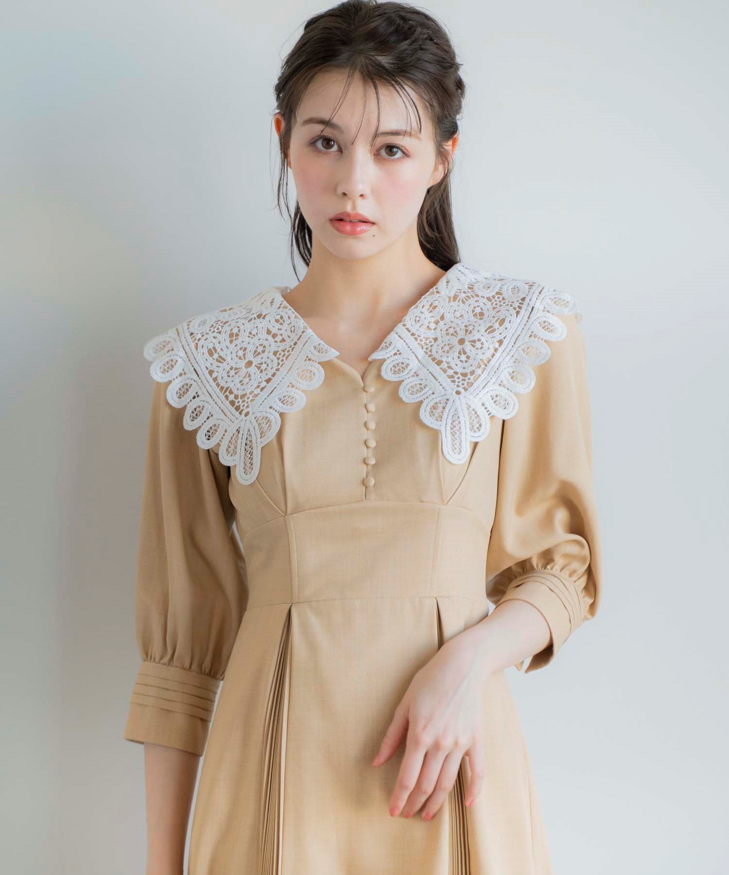 襟レースプリーツワンピ | ロングワンピース | NOELA OFFICIAL WEB STORE