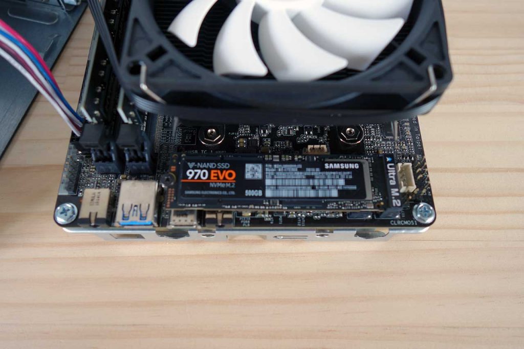 AsRock Deskmini A300に備えたPCパーツ選び - NUC FAN