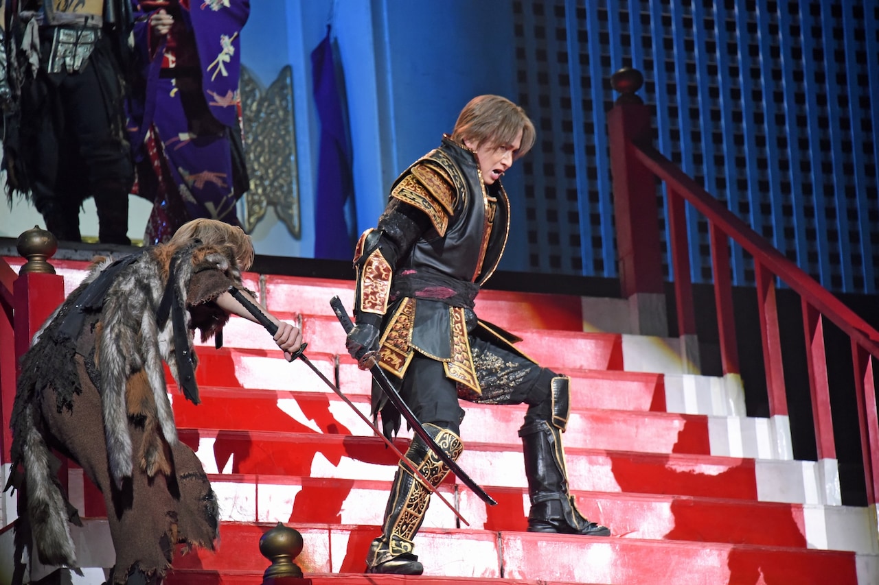 Endless SHOCK」ゲネプロより、上田竜也の出演シーン。 [画像